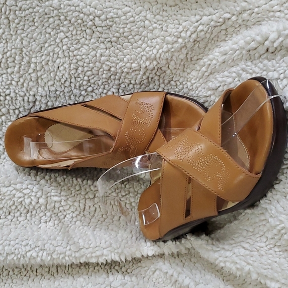 Ariat Shoes - Ariat tan leather open toe sandals embroidered